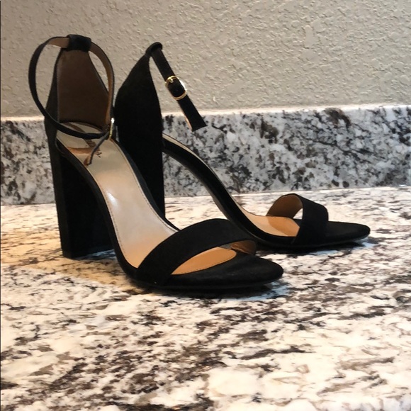 Merona Faux Suede Heels - Picture 1 of 3